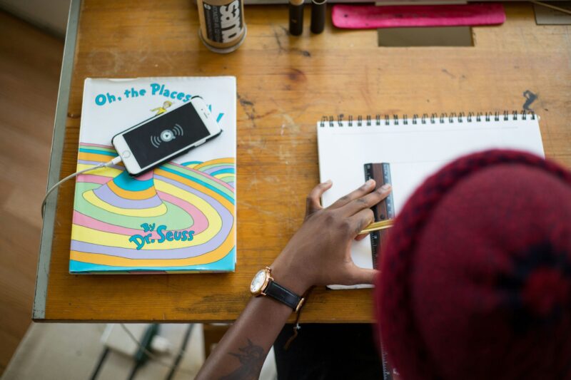 How to sell designs seamlessly without creating designs