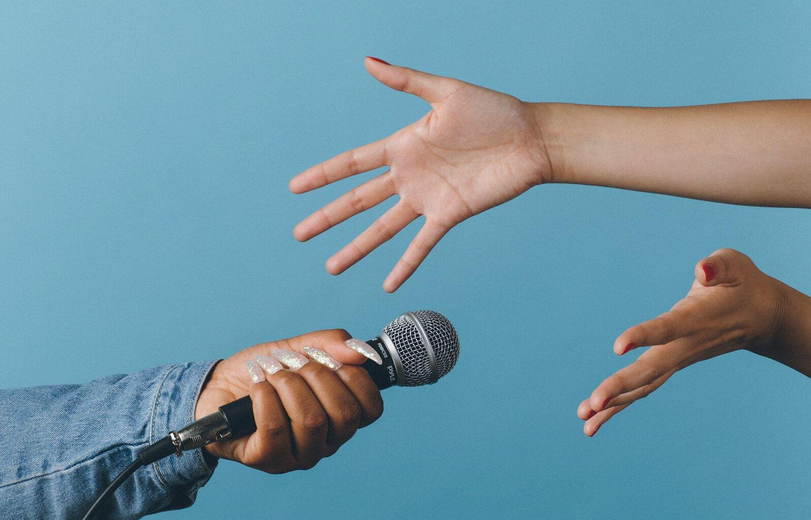 AI-Generated Sales Scripts: Personalized Pitches & Objection Handling