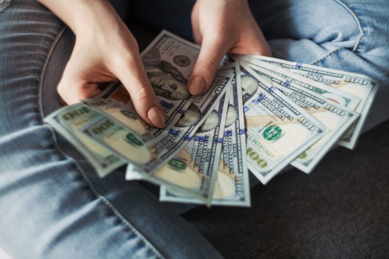 From Side Hustle to Full-Time Freedom: Scaling Your Online Income and Achieving Financial Independence