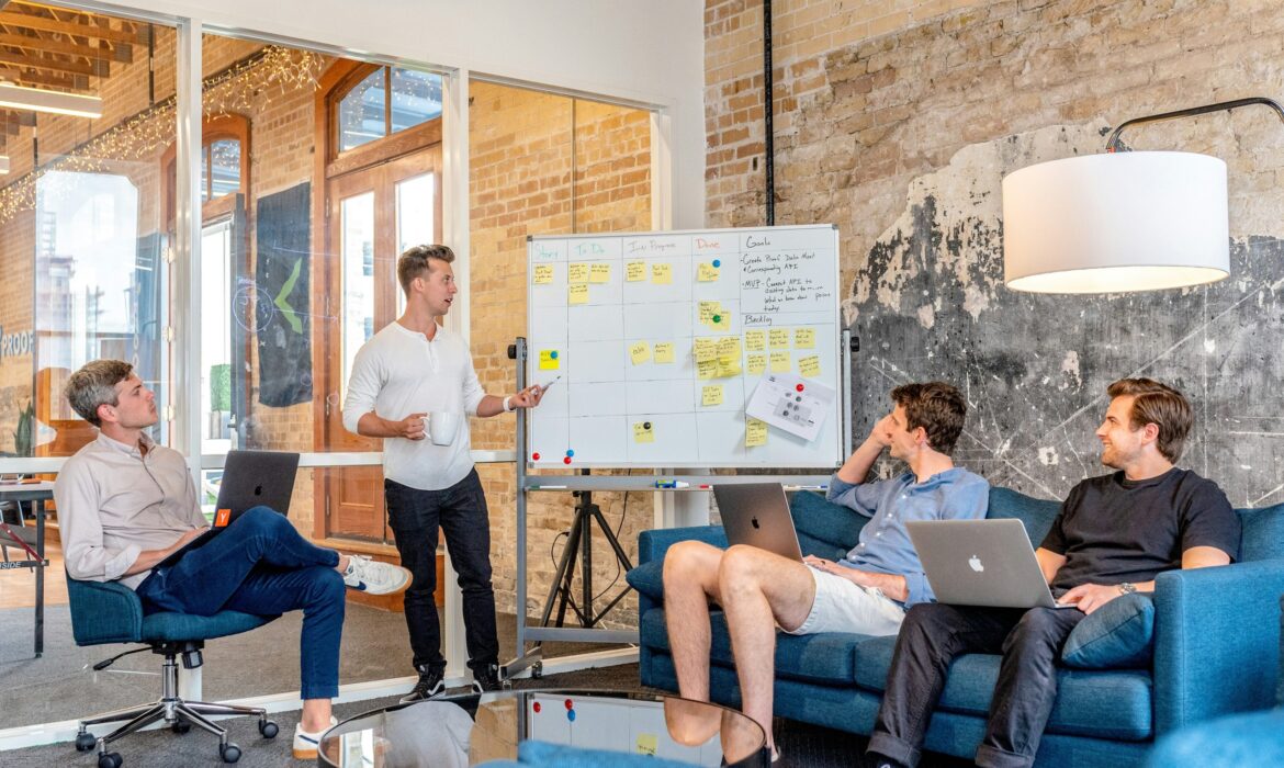Scaling Your SaaS Startup: From Lean Growth to Enterprise Expansion