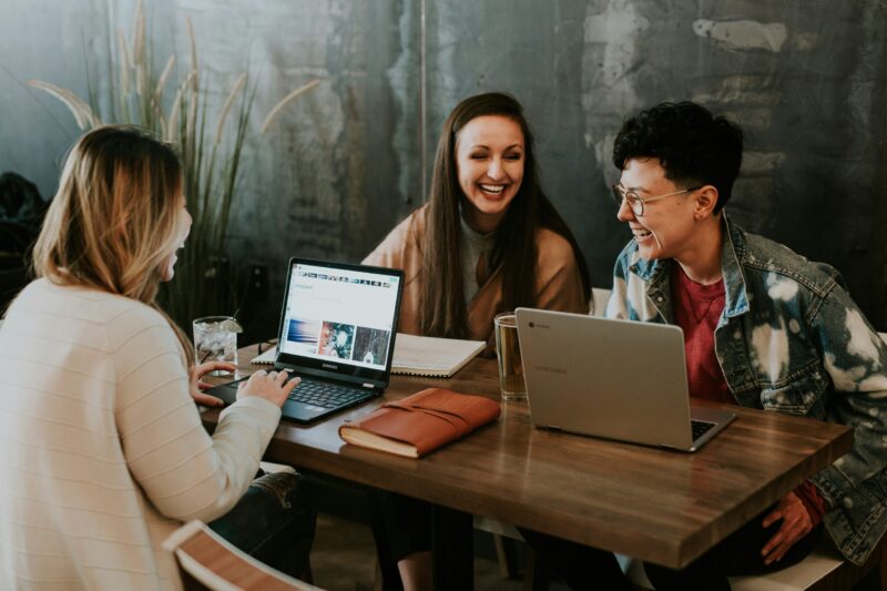 Enhancing SaaS Customer Success: Onboarding, Support, Retention